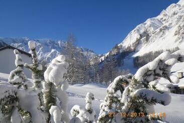 Hotel Apart Garni Motnaida