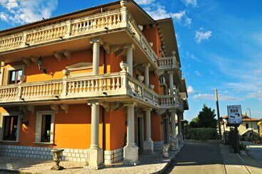 Lo Scrigno B&b