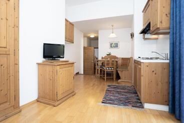 اقامتگاه Appartements Eppanerhof