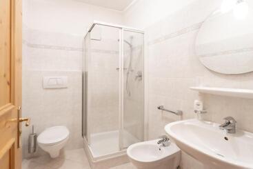 اقامتگاه Appartements Eppanerhof