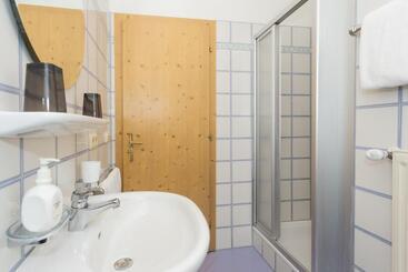 اقامتگاه Appartements Eppanerhof