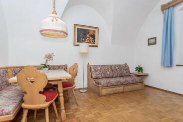 اقامتگاه Appartements Eppanerhof