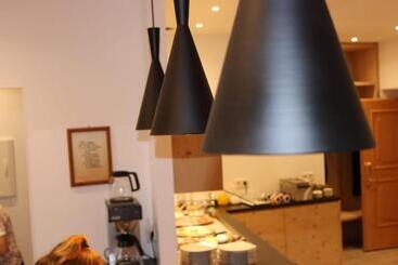 اقامتگاه Appartements Eppanerhof