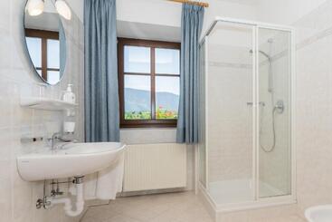 اقامتگاه Appartements Eppanerhof