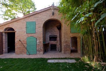 تختخواب و صبحانه Casa Delle Meridiane