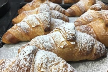 تختخواب و صبحانه La Piazza