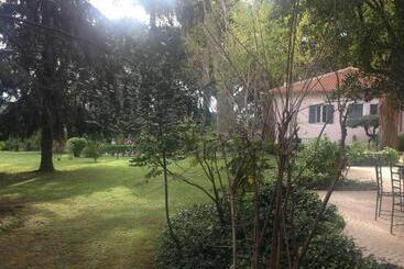 تختخواب و صبحانه Villa Abbamer