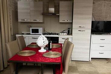 تختخواب و صبحانه Augustus Luxury Suite