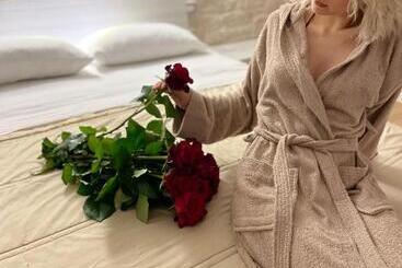تختخواب و صبحانه Augustus Luxury Suite