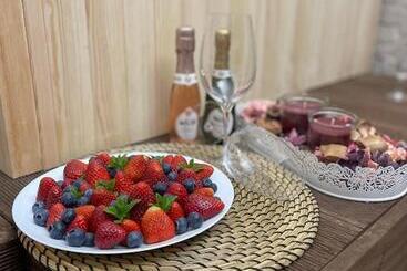 تختخواب و صبحانه Augustus Luxury Suite