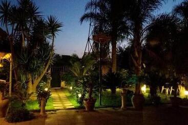تختخواب و صبحانه Beatrice Home