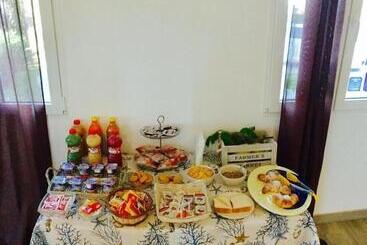 تختخواب و صبحانه Beatrice Home