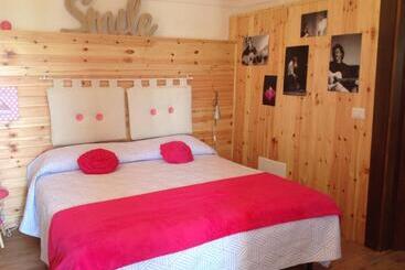 تختخواب و صبحانه Cascina Brunod