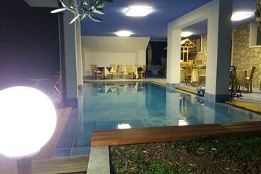 تختخواب و صبحانه Villa Betta