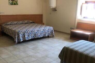 Hostels Euro Mediterraneo