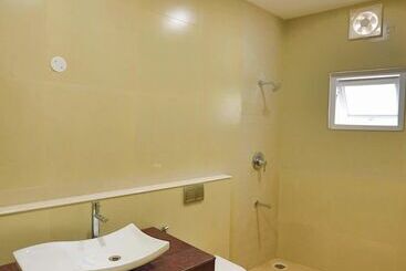 هتل Avenue 11 Boutique Residences, Poes Garden Chennai