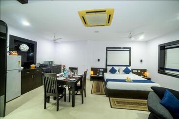 هتل Hill View  Begumpet