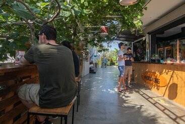 هتل Urla Surf House