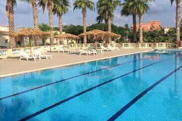 B&b Baia Dello Stretto