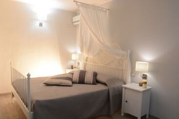 تختخواب و صبحانه Sweet Home & Wellness Affittacamere