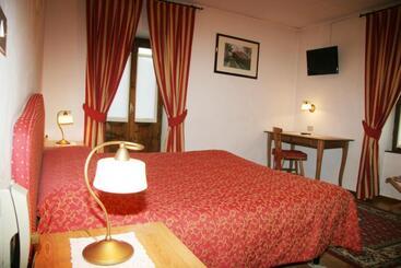 هتل Albergo Garnì Cavento