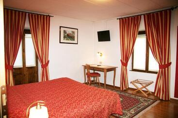 هتل Albergo Garnì Cavento