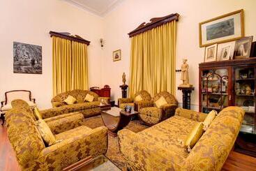 هتل Welcomheritage Shivavilas Palace, Hampi