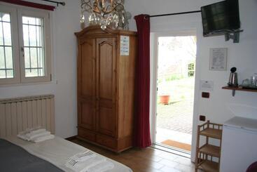 B&b Maggiora 131