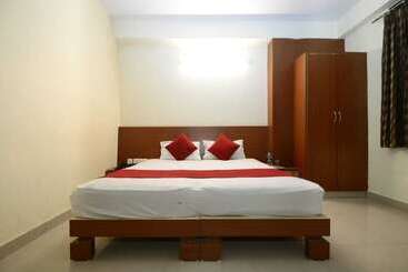 تختخواب و صبحانه Ankur Palace