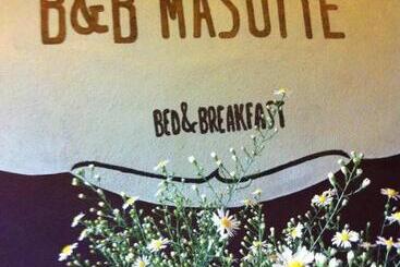 تختخواب و صبحانه Bb Masotte