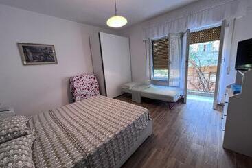 تختخواب و صبحانه Casa Riri