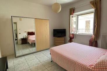 تختخواب و صبحانه Casa Riri