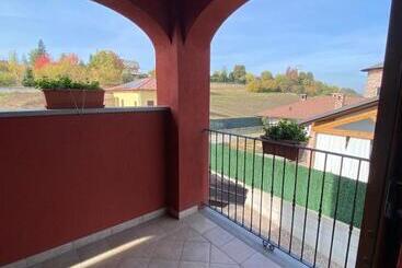 تختخواب و صبحانه Villa Laura Rooms & Pool