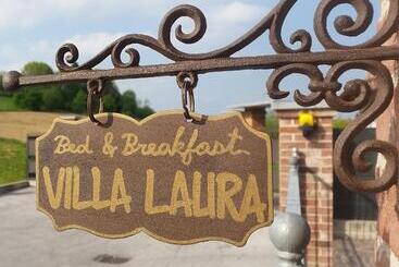 تختخواب و صبحانه Villa Laura Rooms & Pool