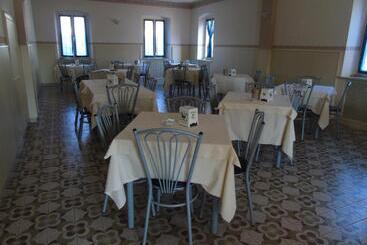 هتل Albergo Grifone 1891