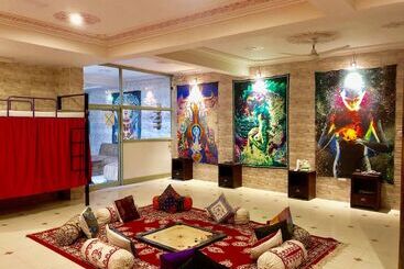 هتل Classic Inn Near Railway Station Jaipur