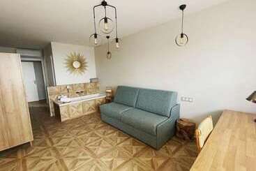 هتل Hôtel La Grande Conque