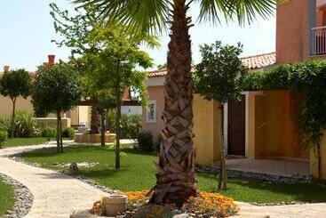 استراحتگاه Argonauti Residence