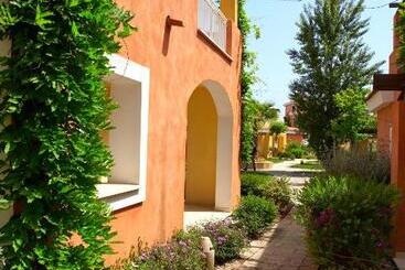 استراحتگاه Argonauti Residence