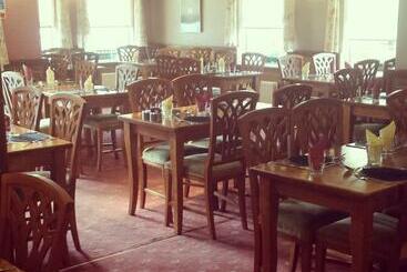 The Derg Arms B&b