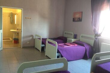 تختخواب و صبحانه Raggio Di Sole   Casa Per Ferie