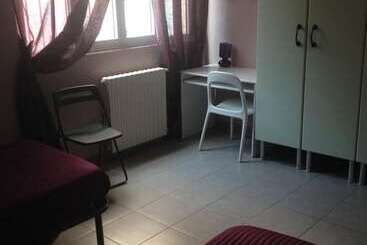 تختخواب و صبحانه Raggio Di Sole   Casa Per Ferie