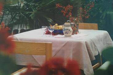 Eden Guesthouse - Marlengo