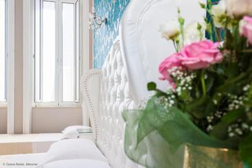 تختخواب و صبحانه Opera Relais