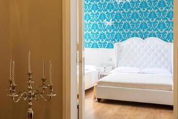 تختخواب و صبحانه Opera Relais