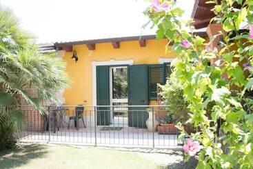 تختخواب و صبحانه Valleforno Country House Di Charme