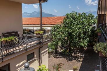 هتل Albergo Ristorante Il Ciclope