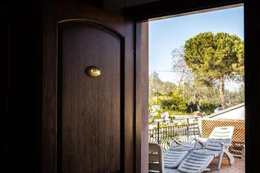 هتل Albergo Ristorante Il Ciclope