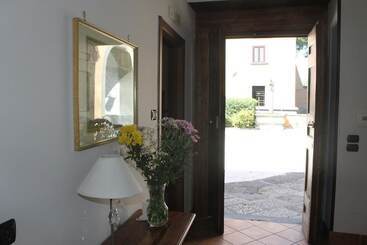 هتل Castello Di Casapozzano