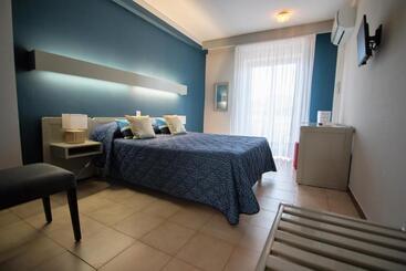 هتل Hôtel Beach